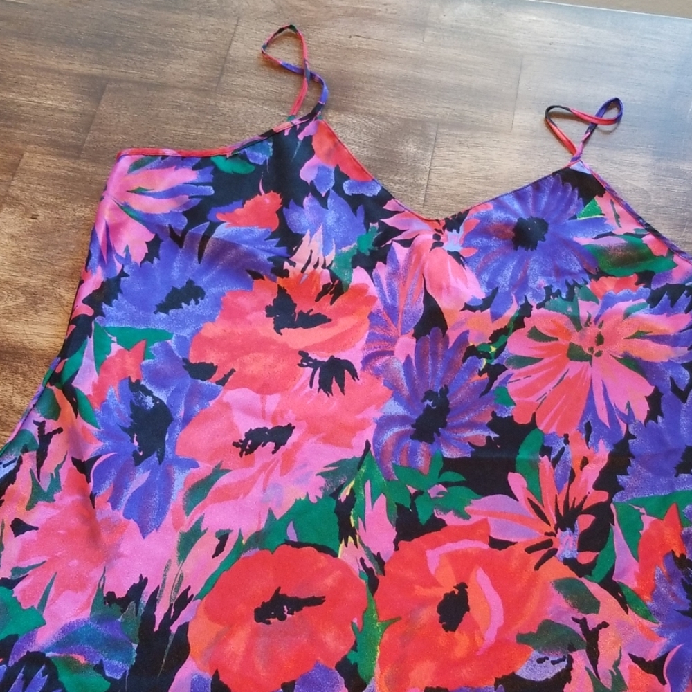 Vintage Bright Bold Floral Silky Nightgown - Picture 2 of 4